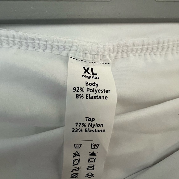 Halara - Picture 2 of 2